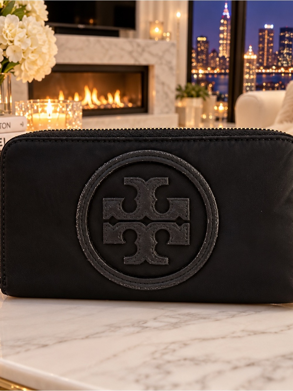 Tory Burch Ella Black Zip-Around Logo Wallet